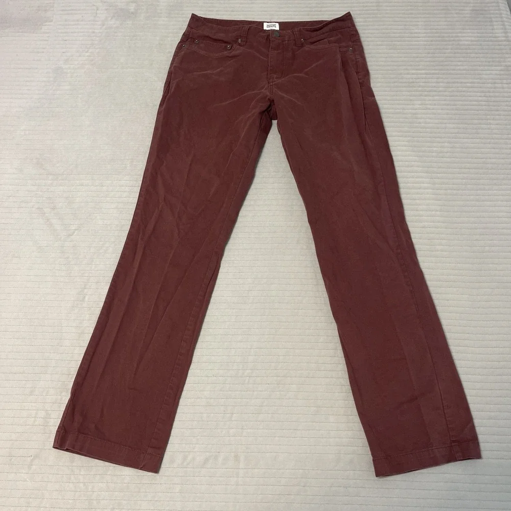 BRIDGE and BURN Mens Pants Red Khaki Chino Flat Front Twill Classic Outdoor 32R